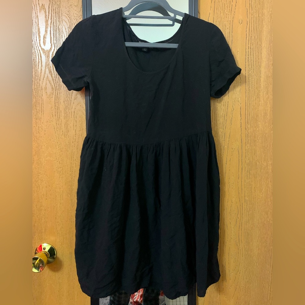 BLACK BABYDOLL DRESS - Brandy Melville